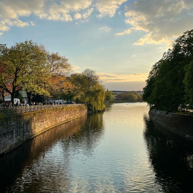 Berlin Kreuzberg Landwehrkanal Urbanhafen