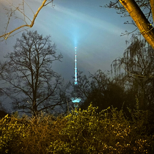 Fernsehturm Berlin bei Nacht