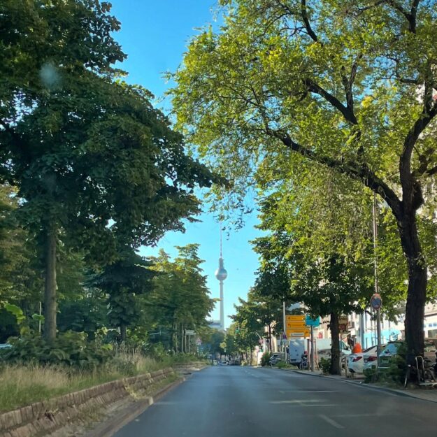 Brunnenstraße Blick auf den Berliner Fernsehturm